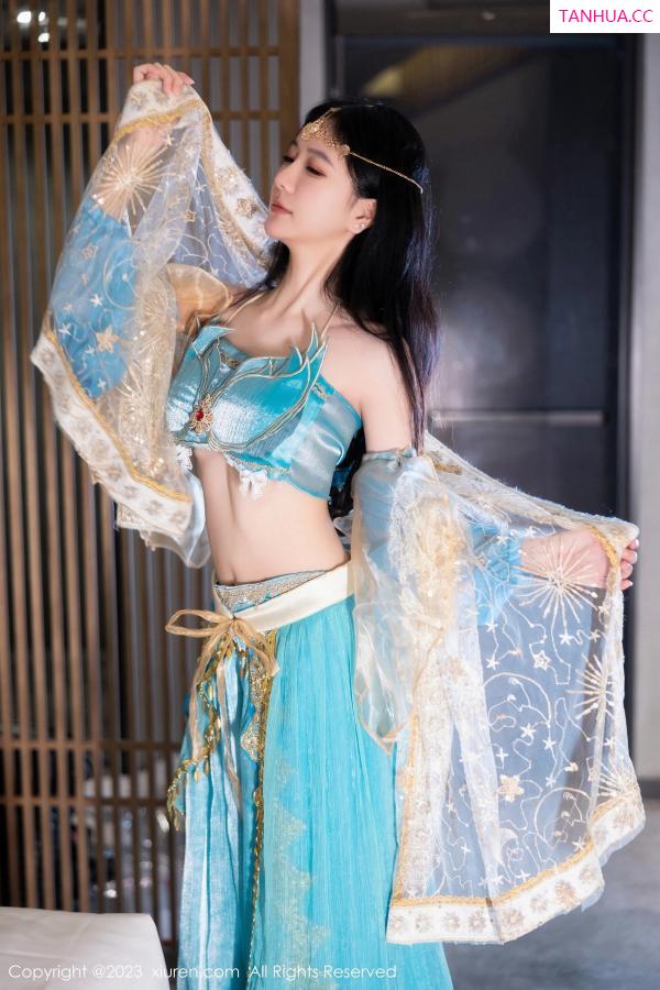   [XiuRen]高清写真图 2023.10.07 No.7469 幼幼 西域舞娘 美腿第9张图片
